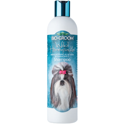 Bio - Groom Wild Honeysuckle Shampoo - cleansing and moisturizing coat shampoo, soothes skin irritations, concentrate 1:8