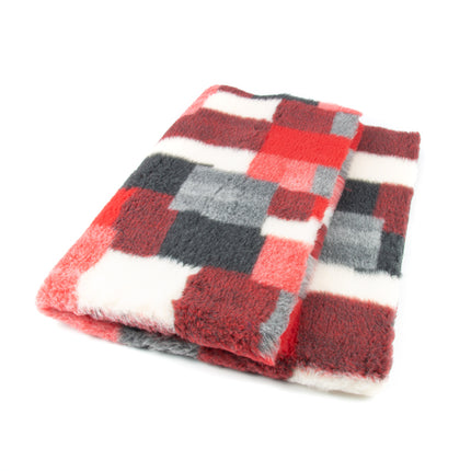 Blovi DryBed VetBed A+ - non-slip pet bed, red/gray checkered (patchwork)